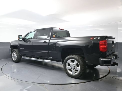 Used 2019 Chevrolet Silverado 2500 LT w/ All Star Edition AWD/4WD image 12