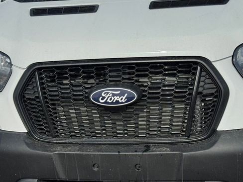 New 2026 Ford Transit 250 148 Medium Roof Extended AWD w/ Load Area Protection Package image 5