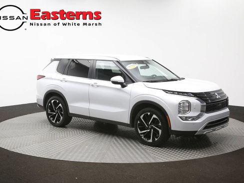 Used 2024 Mitsubishi Outlander SE AWD/4WD image 50