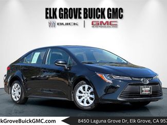 Used 2023 Toyota Corolla LE image 1