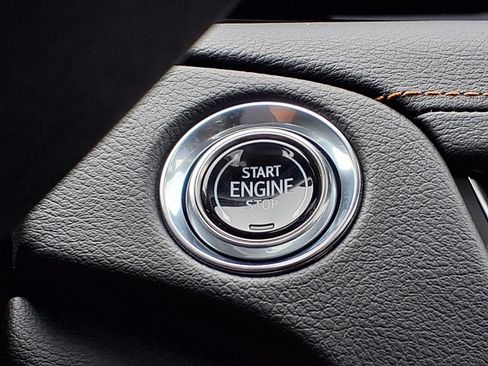 New 2026 Cadillac CT5 V w/ Technology Package AWD/4WD image 22