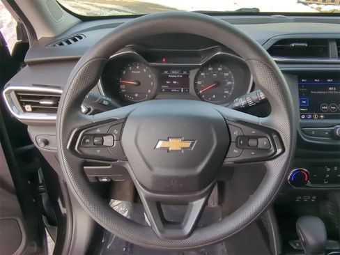 Used 2021 Chevrolet TrailBlazer LT w/ Driver Confidence Package image 29