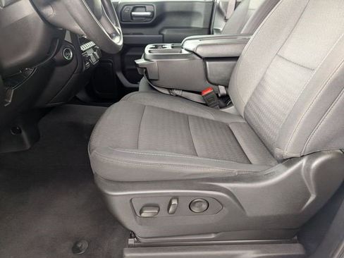 Certified 2025 Chevrolet Silverado 2500 Custom w/ Custom Value Package RWD image 13