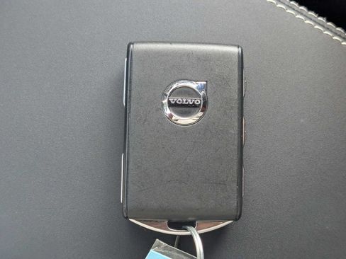 Certified 2023 Volvo XC40 Recharge Ultimate AWD/4WD image 47