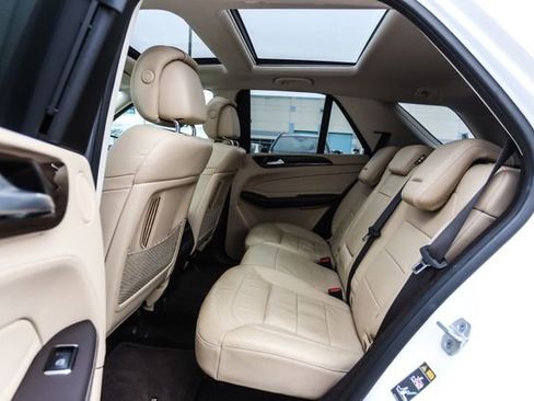 Used 2018 Mercedes-Benz GLE 43 AMG 4MATIC image 28