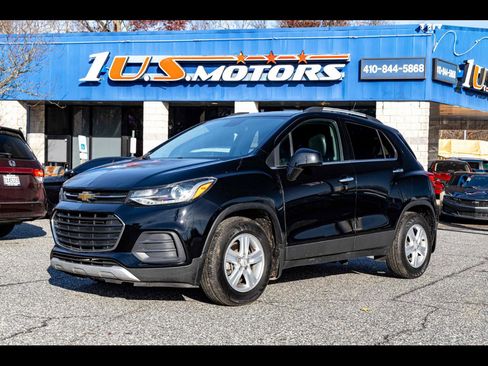 Used 2020 Chevrolet Trax LT w/ Driver Confidence Package FWD image 1