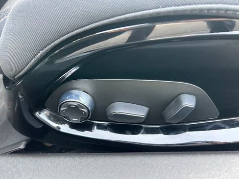 Used 2023 Chevrolet Corvette Stingray Premium Conv w/ Z51 Performance Package image 16