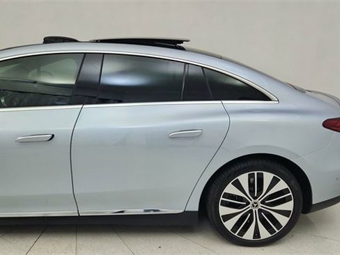 Used 2023 Mercedes-Benz EQE 500 4MATIC Sedan w/ Digital Light Package image 3