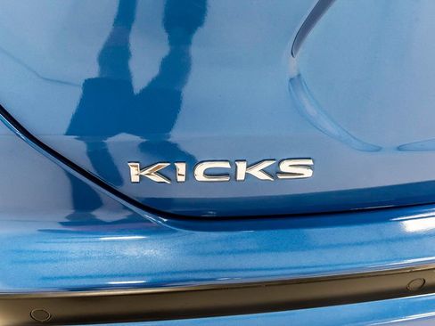 Used 2025 Nissan Kicks Play S FWD image 10