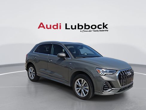 Used 2024 Audi Q3 2.0T Premium AWD/4WD image 2