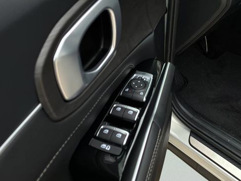 New 2026 Kia Sorento SX image 9