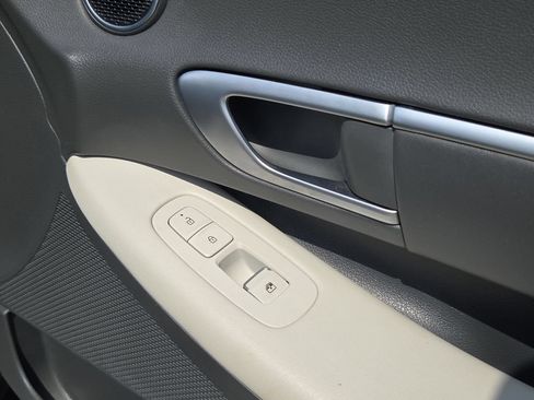 Used 2025 Hyundai Sonata SEL FWD image 33