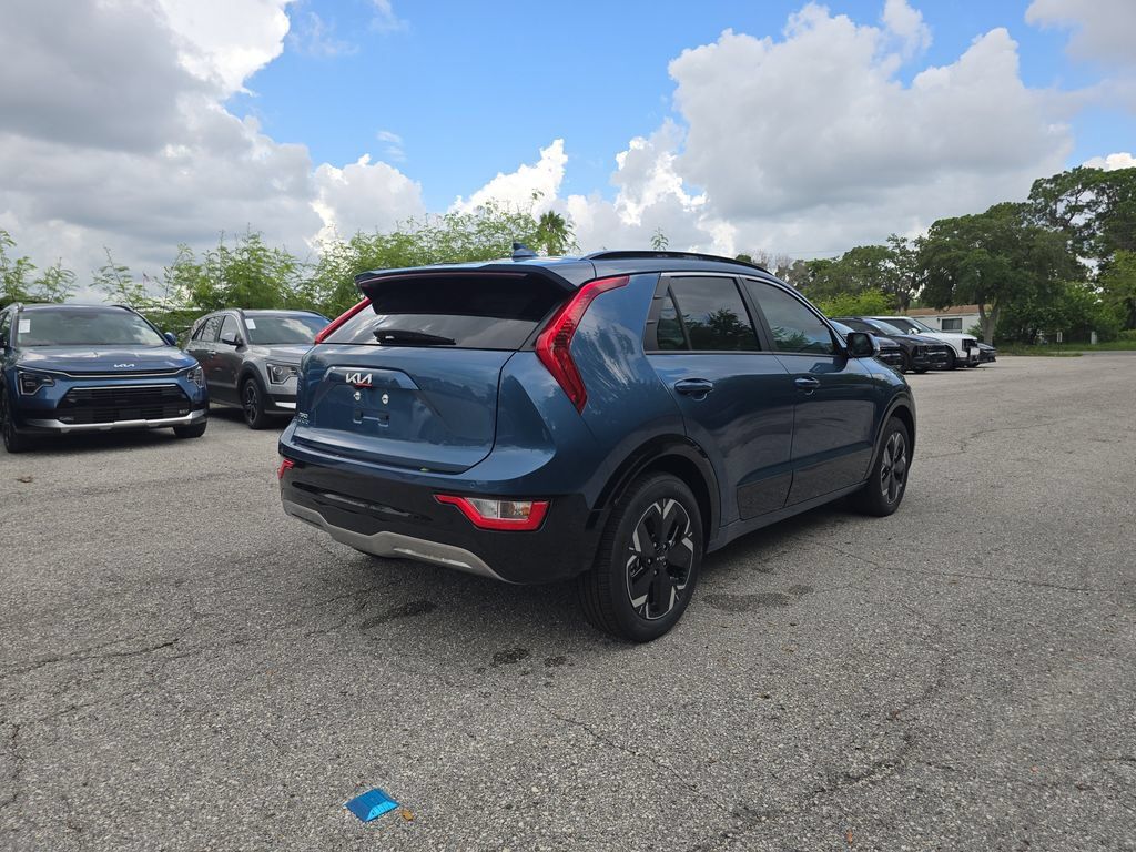 New 2026 Kia Niro Wind FWD image 8