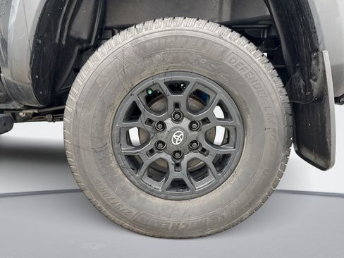 Used 2020 Toyota Tacoma TRD Off-Road w/ TRD Premium Off Road Package image 13