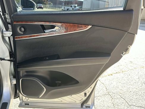 Used 2017 Lincoln MKX Select w/ Select Plus Package image 16