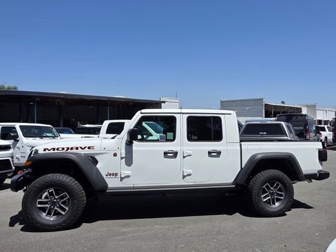 New 2026 Jeep Gladiator Mojave AWD/4WD image 2