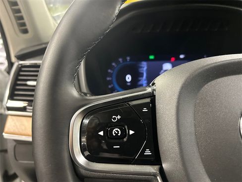 Certified 2024 Volvo XC90 B6 Plus w/ Protection Package Premier image 13