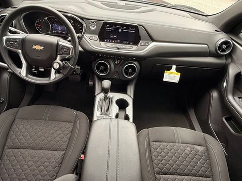 Used 2022 Chevrolet Blazer LT AWD/4WD image 28