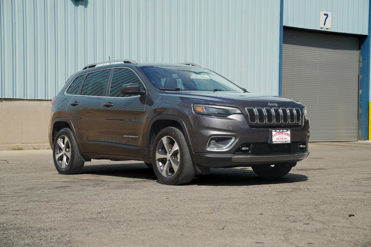 Used 2021 Jeep Cherokee Limited w/ Elite Package AWD/4WD image 5
