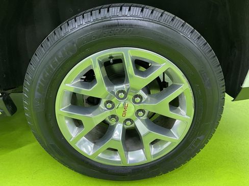 Used 2017 GMC Yukon SLE w/ SLE Value Package image 15