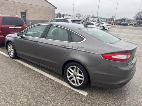 Used 2013 Ford Fusion SE image 3