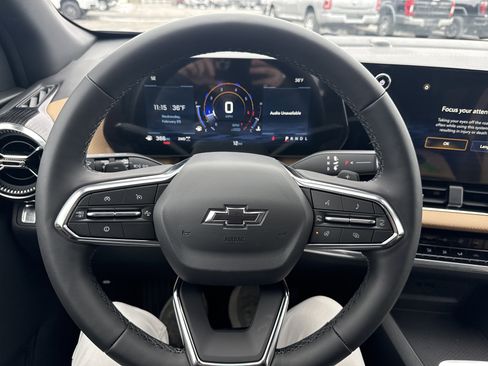 New 2026 Chevrolet Equinox ACTIV w/ Convenience Package III image 18