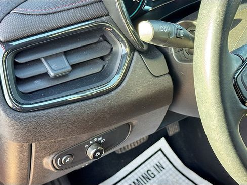 Used 2024 Chevrolet Equinox RS w/ LPO, Floor Liner Package image 10