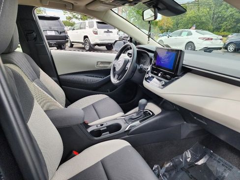 Used 2023 Toyota Corolla LE image 11