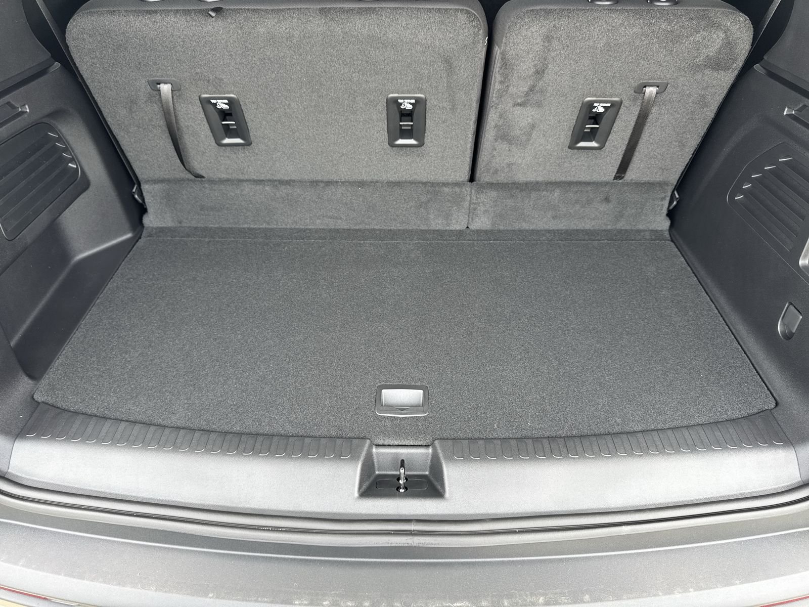 New 2026 GMC Acadia Elevation FWD image 95
