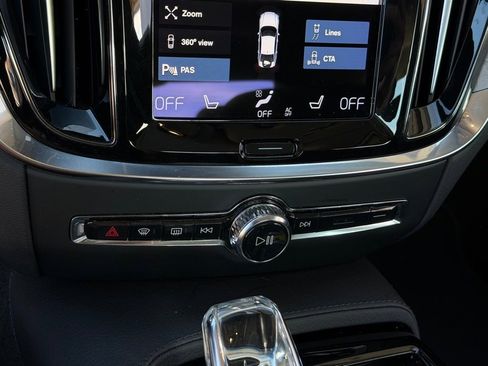 Used 2021 Volvo S60 T8 Inscription w/ Climate Package image 16