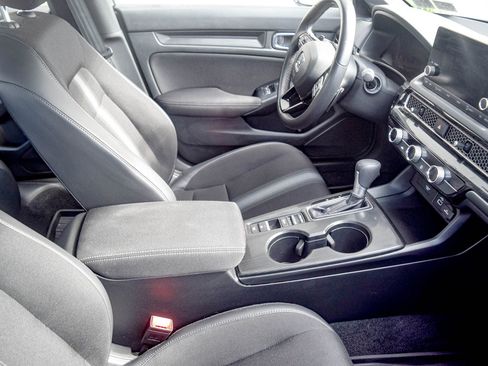 Used 2024 Honda Civic Sport image 19
