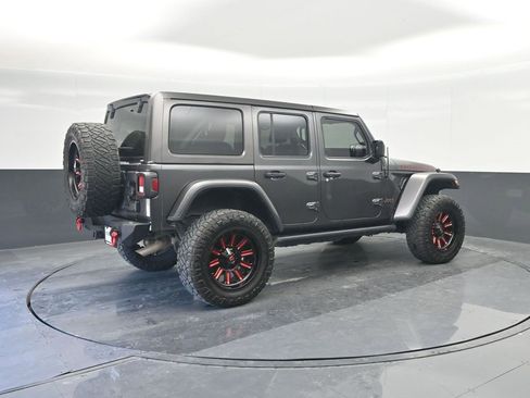 Used 2018 Jeep Wrangler Unlimited Rubicon image 15