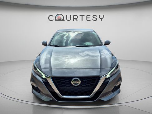 Certified 2022 Nissan Altima 2.5 SV FWD image 10