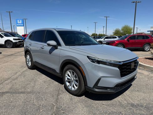 Certified 2024 Honda CR-V EX image 3