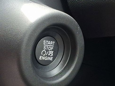 Used 2024 RAM ProMaster 2500 w/ Safety Group FWD image 18