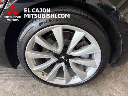 Used 2018 Tesla Model 3 Long Range RWD image 6