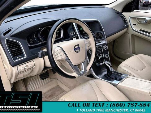 Used 2016 Volvo XC60 T5 Premier image 14