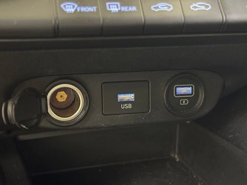 Used 2021 Hyundai Elantra SEL FWD image 34