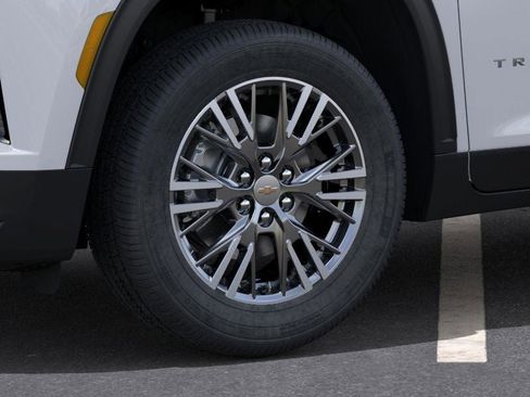 New 2026 Chevrolet Traverse LT w/ Driver Confidence Package image 33