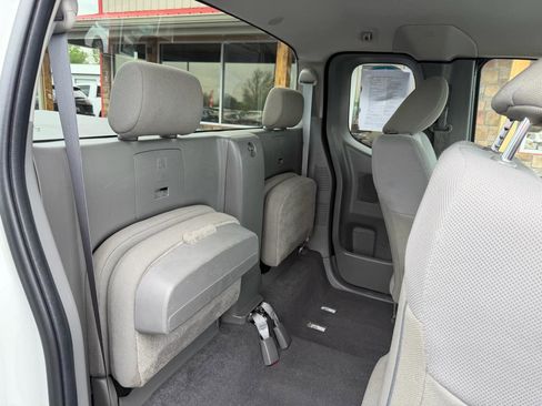 Used 2019 Nissan Frontier S image 18