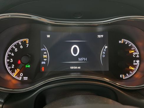 Used 2022 Jeep Grand Cherokee Limited AWD/4WD image 8