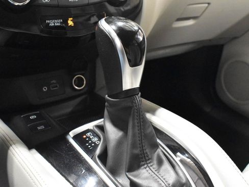 Used 2020 Nissan Rogue Sport SV w/ Technology Package FWD image 18