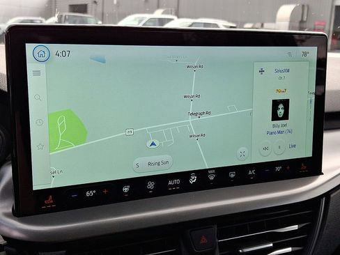 Used 2025 Ford Escape SE image 17