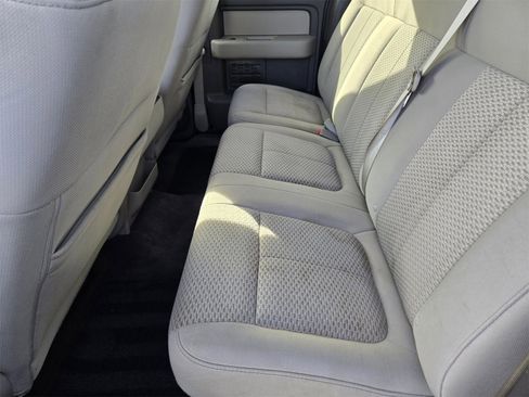 Used 2010 Ford F150 XLT image 27