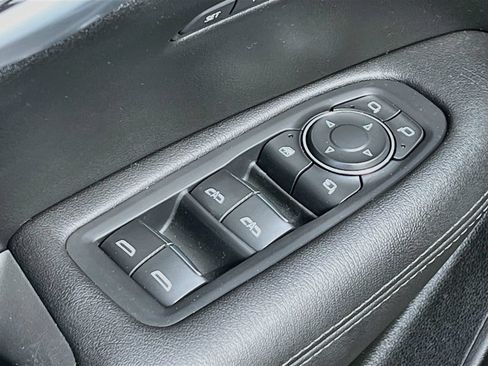 Used 2025 Cadillac XT5 Premium Luxury w/ LPO, Floor Liner Package FWD image 18