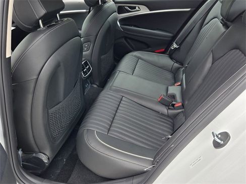 New 2026 Genesis G70 2.5T Prestige image 7