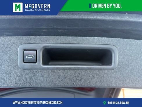 Used 2022 Toyota Highlander XSE image 22