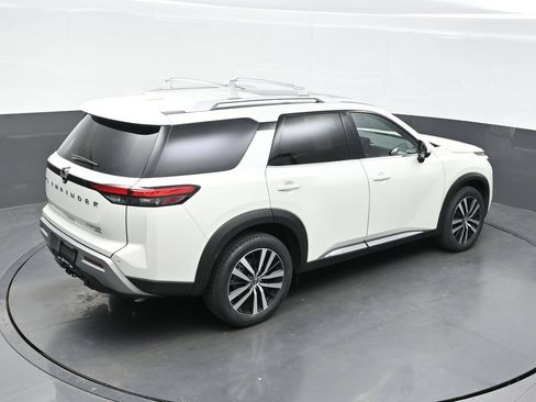 Used 2023 Nissan Pathfinder Platinum AWD/4WD image 47