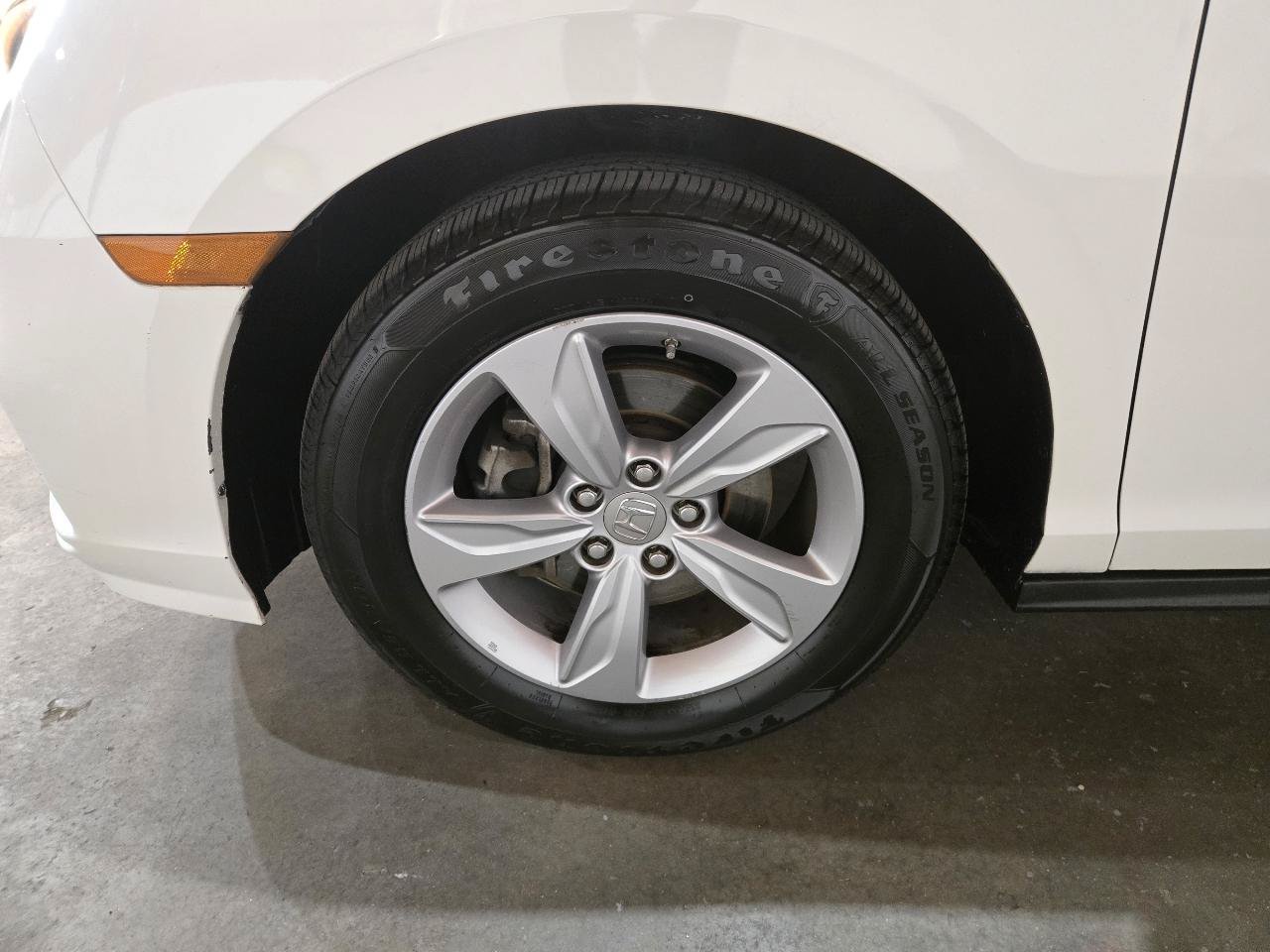Used 2018 Honda Odyssey EX-L image 12