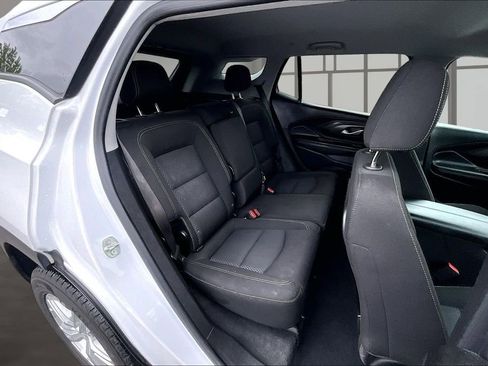 Used 2023 GMC Terrain SLE w/ Driver Convenience Package AWD/4WD image 28